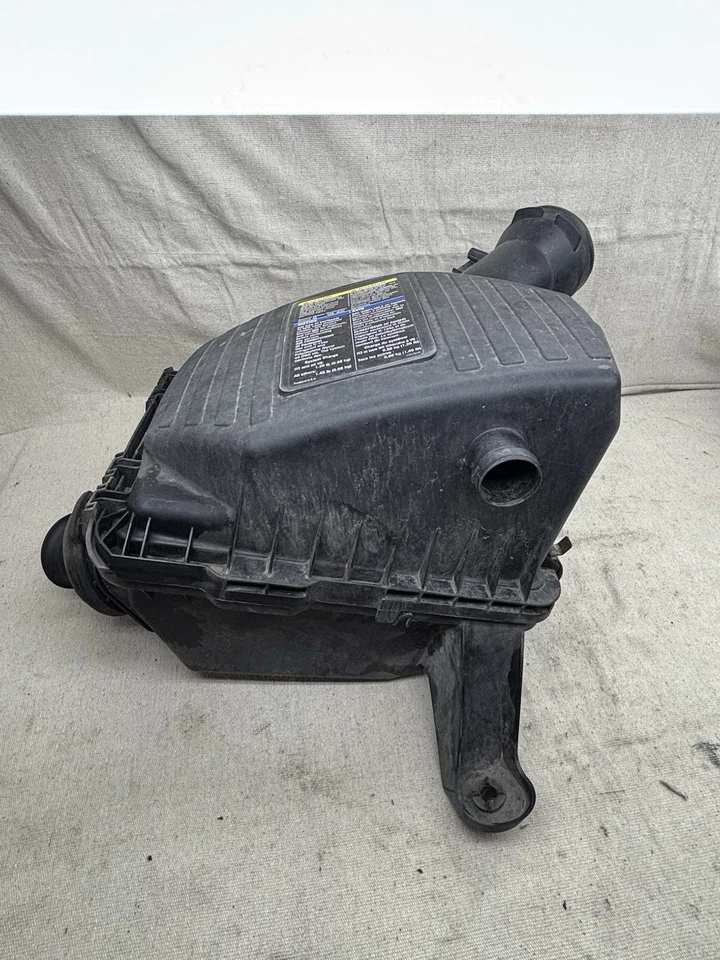 Chevy Colorado 2008-2012 2,9 L caja de filtro de aire caja de admisión fabricante de equipos originales 08-12 Foto 1 de 4