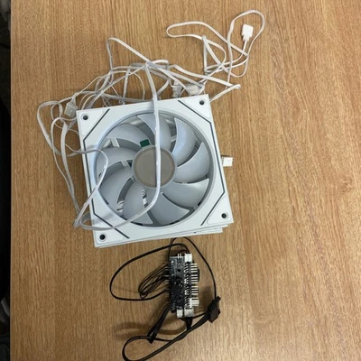 Bitfenix Spectre 4x 120mm ARGB Fans & ARGB controller Computer IT Case Fan White - Image 1 of 4