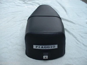 Vespa Piaggio  "REPLACEMENT SEAT COVER" fits  P125  P200  PX125  PX200       - Picture 1 of 5
