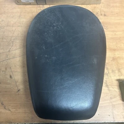 Yamaha V Star 650 XVS650A 2007 asiento trasero clásico Foto 1 de 3