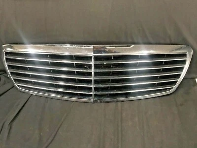 03-06 Mercedes E320 E500 E55 parrilla delantera cromada A2118800583 OEM Foto 1 de 4