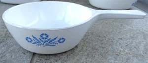 Corning Ware Padella per salsa blu fiordaliso P-81-B 1 pinta con manico/forno senza coperchio - Foto 1 di 7