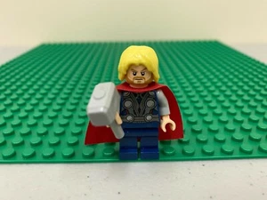 LEGO SH018 THOR - BEARDED MiniFigure Marvel Comics Super Heroes 2012 6868 6869 - Picture 1 of 2