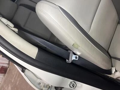 Used Front Right Seat Belt Front fits: 2012 Mazda CX-9 bucket seat passenger ret - Изображение 1 из 4