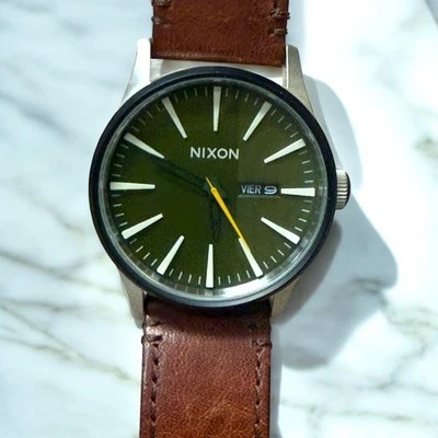 Reloj Hombre Nixon Sentry Cuero Marrón A1052334 Foto 1 de 4