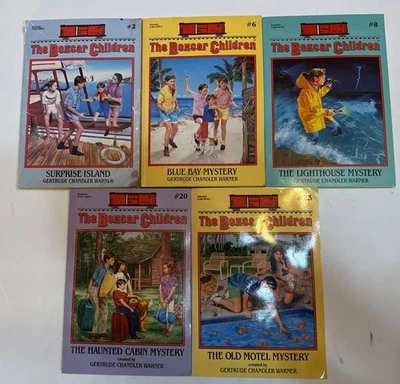 6 The BOXCAR CHILDREN Chapter Books by Gertrude Warner  2,6,8,23,20 Vintage - Image 1 of 4