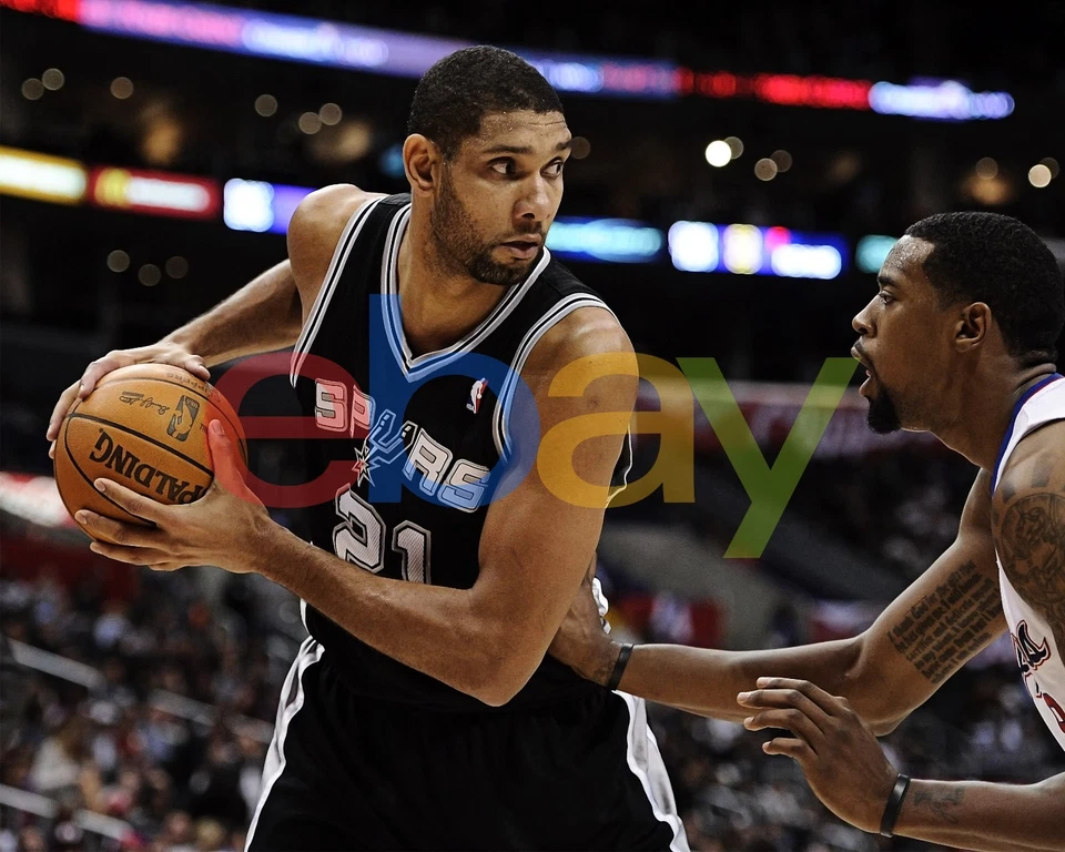 Tim Duncan Defending the Ball Antonio Spurs 8x10 NBA Basketball Photo - Image 1 of 1