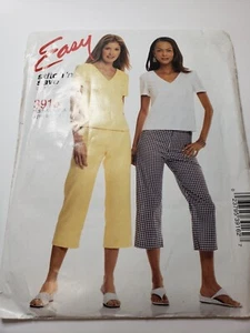 McCall's 3916, Size 16-22, Misses'/Petite Top , Pull on Pants, New Uncut - Afbeelding 1 van 2