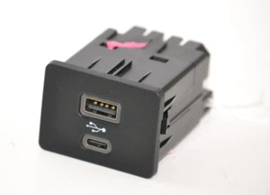 2020-2022 FORD ESCAPE CENTER CONSOLE USB CHARGER SWITCH CONTROL MODULE OEM - Picture 1 of 2