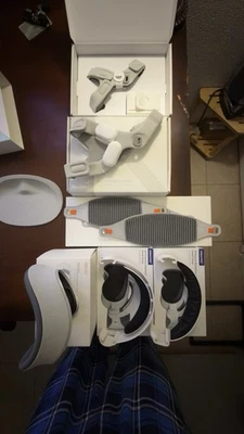 Apple Vision Pro Ultimate Comfort Bundle, Featuring Two ResMed Headbands - Image 1 of 4