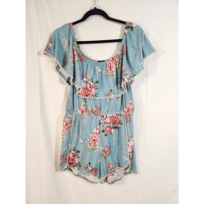 Rue 21 $34 Grande Bebé Azul Rosa Estampado Fuera del Hombro Mameluco Borde Crochet Foto 1 de 4