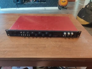 Focusrite Scarlett 18i20 2nd Generation - Picture 1 of 5