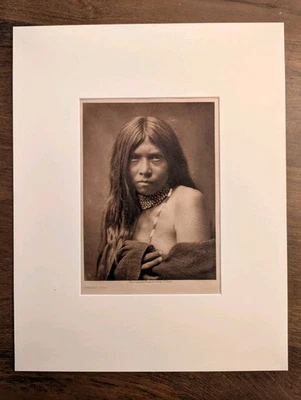 1906 Edward Curtis Original Photogravure "Apache Girl" - Image 1 of 3