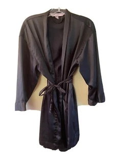 VICTORIAS SECRET BLACK BATHROBE ONE SIZE EUC - Picture 1 of 6