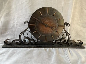 AWU Amsterdamse school mantle clock. Made by Adrianus W. Uithol / J Bosma - Picture 1 of 8