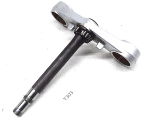 Suzuki GSR 750 L1-L6 2011-2016 Lower Fork Bridge Fork Bracket Lower - Picture 1 of 7