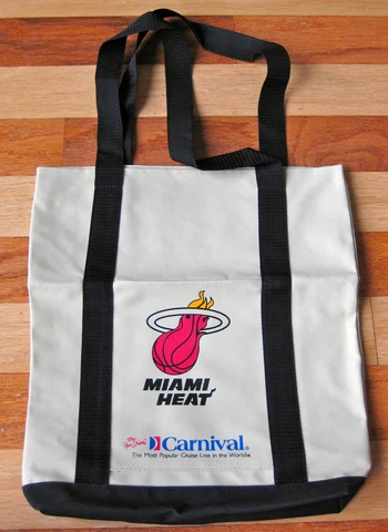 NBA MIAMI HEAT BASKETBALL CARNIVAL CRUISE LINE SHIP WATER RESISTANT TOTE BAG NEW Cover