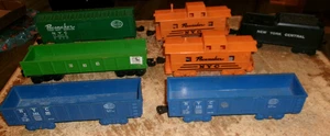 7-lot O gauge marx assorted plastic rail cars a few missing parts good used - Picture 1 of 8