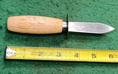 Cuchillo de ostra/almeja vintage Mustad con mango de madera, de China Foto 1 de 4