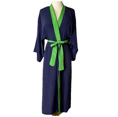 Maxi bata envolvente Natori azul oscuro crepé sedoso mantiene estilo mono con ribete verde M Foto 1 de 4