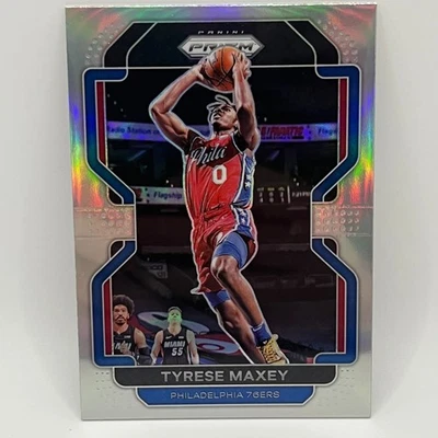 2021-22 Panini Prizm Silver Prizms Tyrese Maxey #28 PHI - Imagem 1 de 2