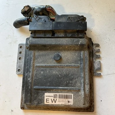 Nissan Frontier 2007 unidad de control del motor 4,0 L MEC70-020 B1 módulo ECU PCM ECM Foto 1 de 3