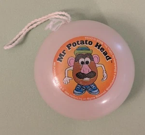 Vintage Mr. Potato Head Yo Yo - Hasbro 1998 - Juguete años 90 Brilla en la oscuridad años 90 - Imagen 1 de 6