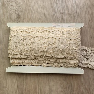 VTG Cotton Lace Fabric Embroidered Floral Natural 11 Yards Scalloped Galloon - Picture 1 of 12