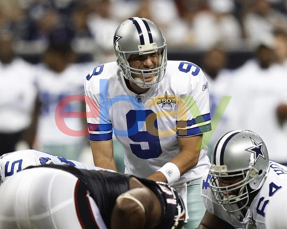 Foto de fútbol americano de la NFL Tony Romo Play Calling Mid-Game Dallas Cowboys 8x10 Foto 1 de 1