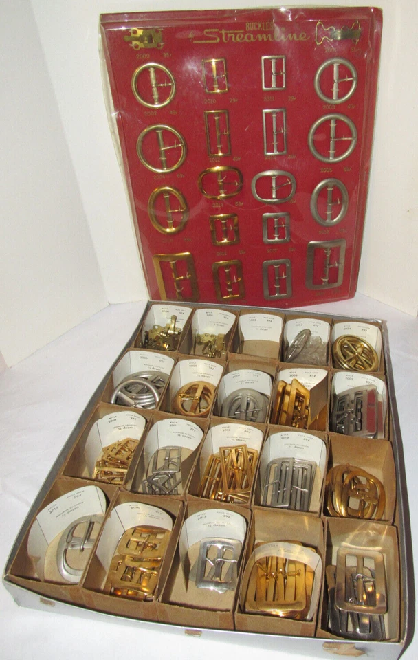 ¡Expositor de tienda con hebillas vintage años 60-70 con hebillas extra! ¡COLOR LATÓN Y PLATA! Foto 1 de 4