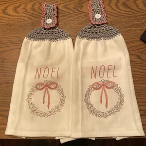 2 toallas colgantes con corona de ganchillo de doble cara para vacaciones de Navidad - Imagen 1 de 5