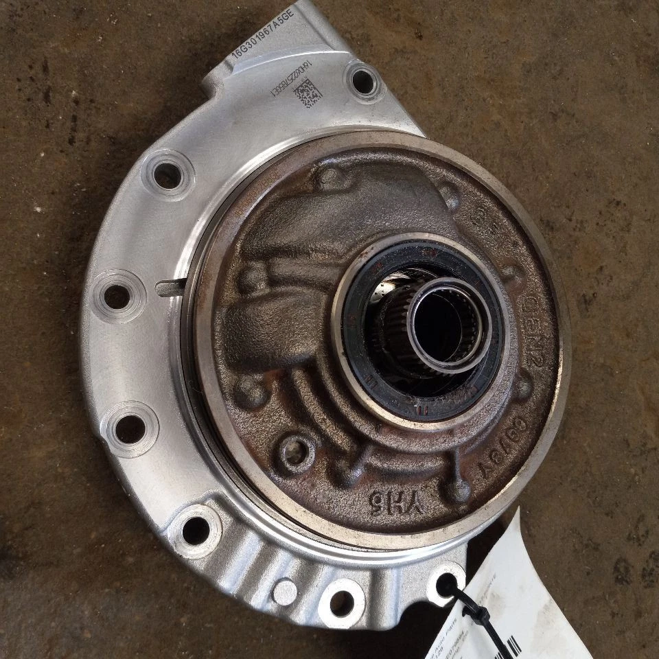 Kia Forte 2.0 Transmission Oil Pump  2015 2016 2017 2018 - Image 1 of 4