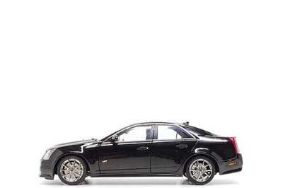 Kyosho 1:18 Cadillac CTS-V Sedan in Black Raven (defect) - Image 1 of 4