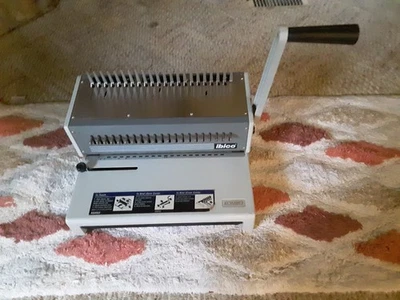 IBICO KOMBO 重型钢制冲孔和梳书装订机 状况良好 — 第 1/4 张图片