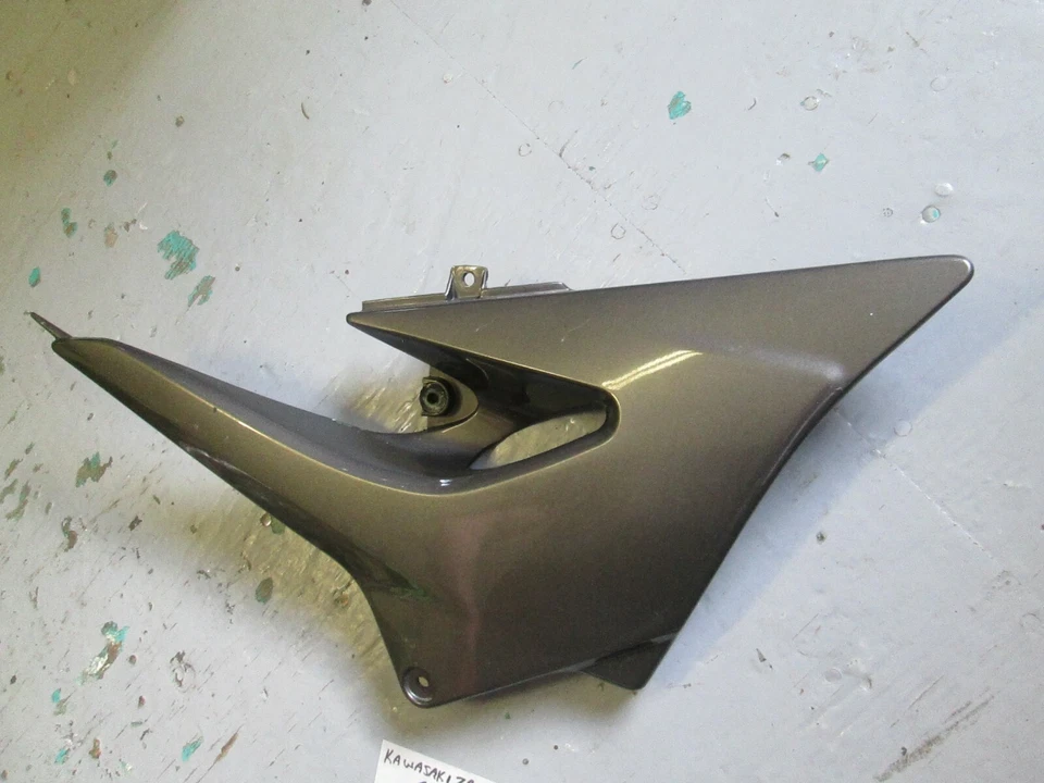 Kawasaki 2003 - 2005 ZR-7S ( ZR750H ) RIGHT HAND SIDE COVER 36001-1630-C4 - Image 1 of 4