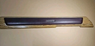 Левая передняя дверная панель водителя Jeep Cherokee XJ Wagoneer деревянная отделка темно-бордовая бордовая - Изображение 1 из 4