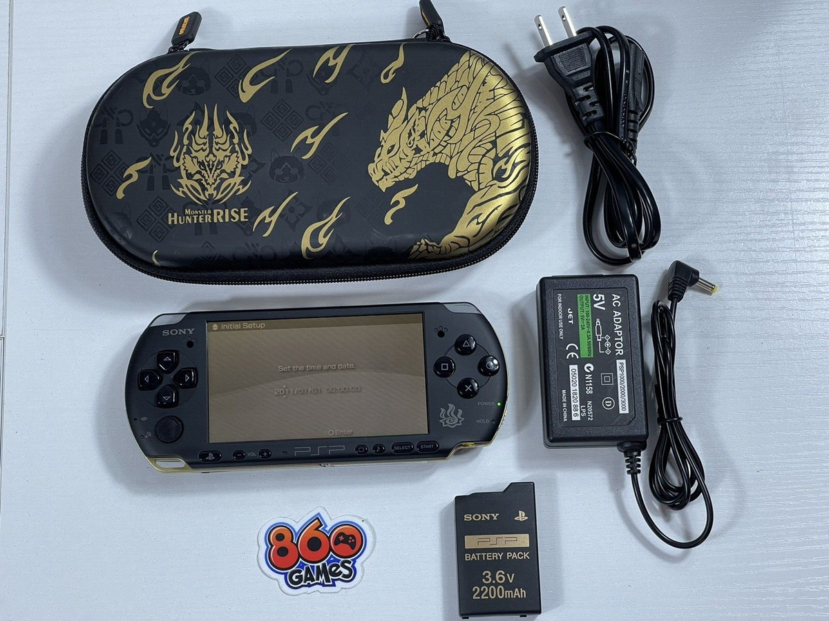 PlayStation Vita - PSVita PCH-1100+討鬼伝+メモリカード8GB +充電ケーブル PSVita PCH-1100+討鬼伝+メモリカード8GB +充電ケーブル （PS