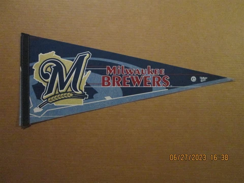 MLB Milwaukee Brewers Vintage Circa 2003 Team Logo Baseball Pennant Cover