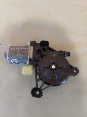 2017-2020 AUDI A4 FRONT LEFT SIDE DOOR WINDOW REGULATOR MOTOR 8W0959801 OEM - Image 1 of 4