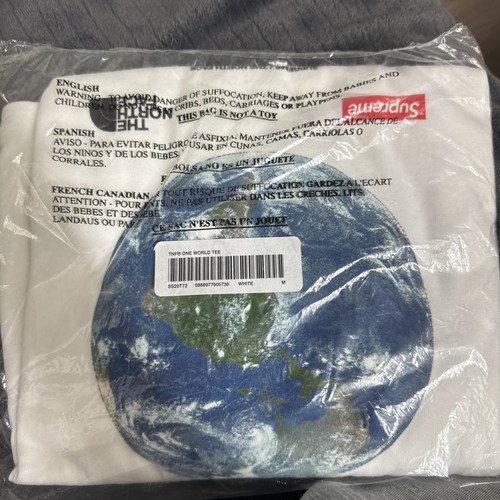 Tee shirt Supreme x The North Face One World / Blanc / Medium / Neuf ✅