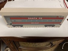 The Cat's Meow 1995 2561 Santa Fe Vista Valley Illuminated Observation car
