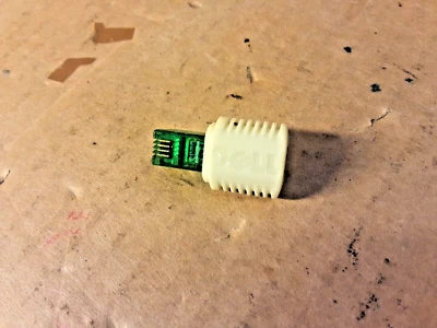 DELL POWEREDGE 2-PORT TOE KEY FG027 FOR PE 1950, 2900, 2950, 2970 M600 ++ - Image 1 of 4