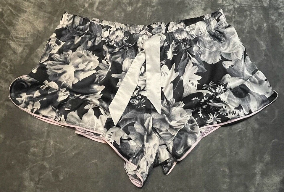 Pantalones Cortos Victoria's Secret Lounge Mujer Talla L Blanco y Negro Rosa Borde Floral Foto 1 de 3
