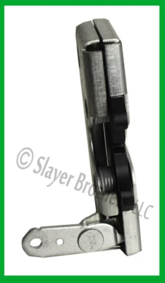 Pestillo de puerta de repuesto John Deere RE50874 / AR91893 Foto 1 de 4