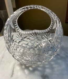 Cesta de cristal vintage de vidrio cortado con cristal de plomo transparente de 5,5 pulgadas Cesta de novia - Imagen 1 de 7