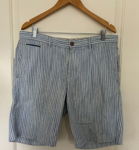 Tommy Bahama - Mens Blue and White Striped Shorts - Size Waist 38in Length 9.5in