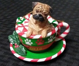 Danbury Mint Annual PUG Dog Ornament 2016 Teetasse Display Dekoration - Bild 1 von 1