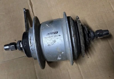 Shimano Nexus 8-Gang Getriebenabe Silber m.Planetensystem (SG-C6000-8C) 36 Loch - Bild 1 von 4