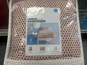 Room Essentials Comforter Set (Strawberry) - Picture 1 of 2