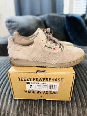 Talla 7 - Adidas Yeezy PowerPhase Marrón Simple Foto 1 de 4